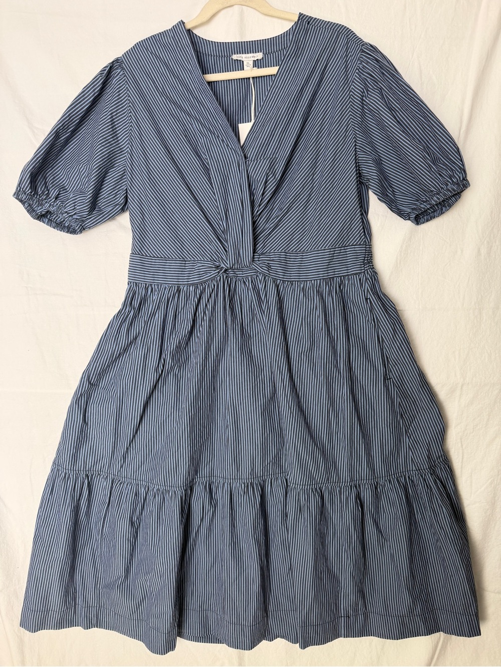 Free Assembly Striped Blue V-Neck Tie-Front Midi Dress. NWT XL